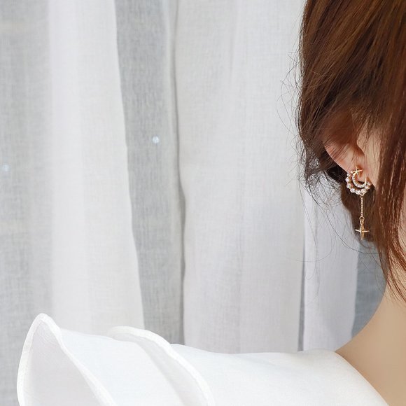 NEW 14K Gold Plated Diamond Moon Star Earrings d - Picture 3 of 8